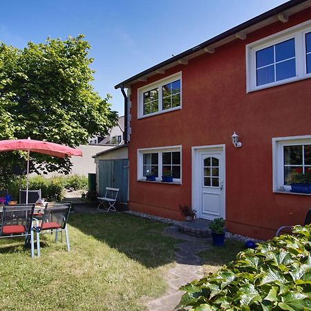 Villa Zentral Aber Ruhig, Terrasse Mit Viel Gruen - Strandnahes Ferienhaus Luki Goehren  Exterior foto