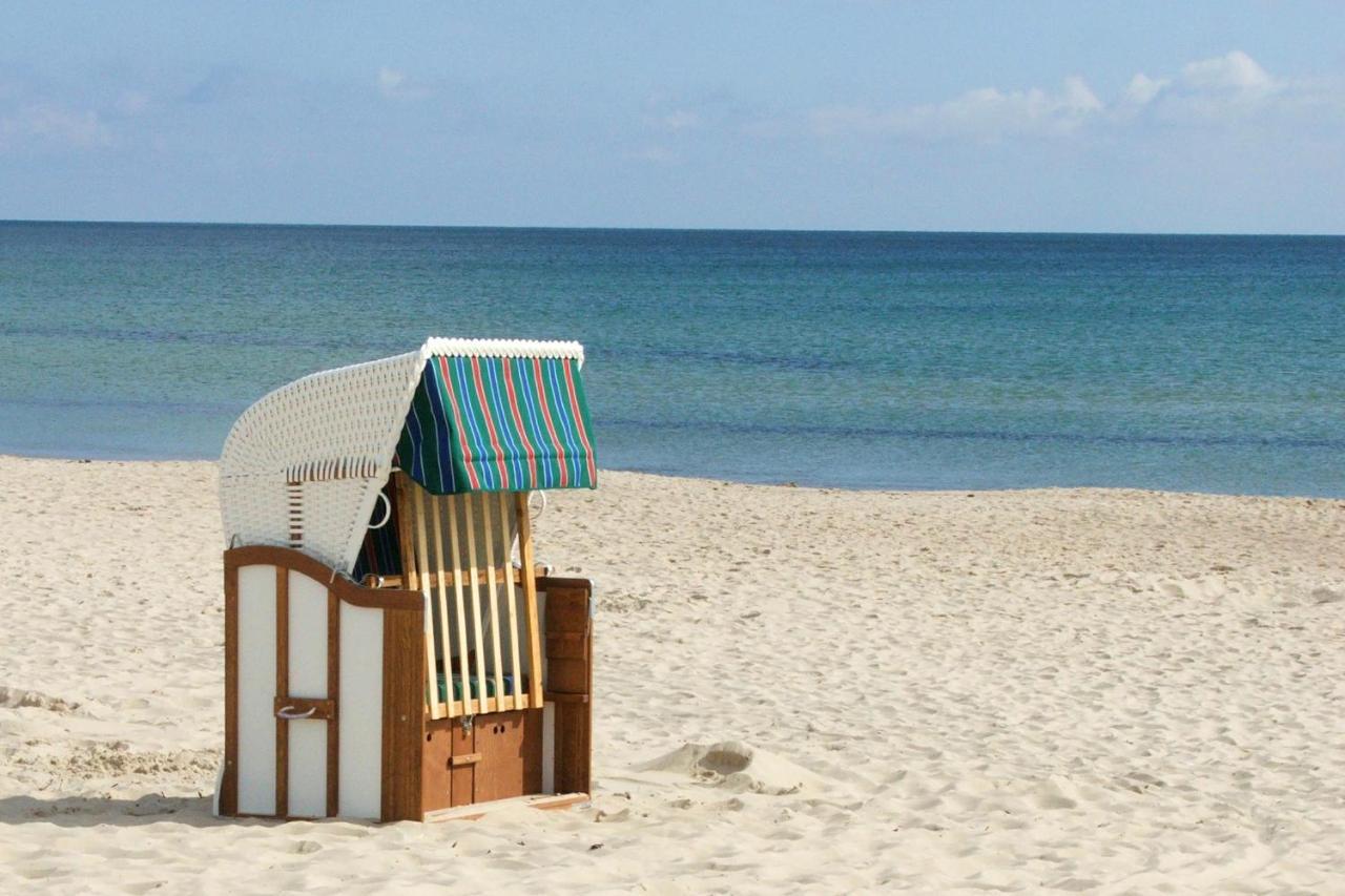 Villa Zentral Aber Ruhig, Terrasse Mit Viel Gruen - Strandnahes Ferienhaus Luki Goehren  Exterior foto